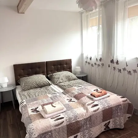 E&m * Mikolajki (Mragowo)