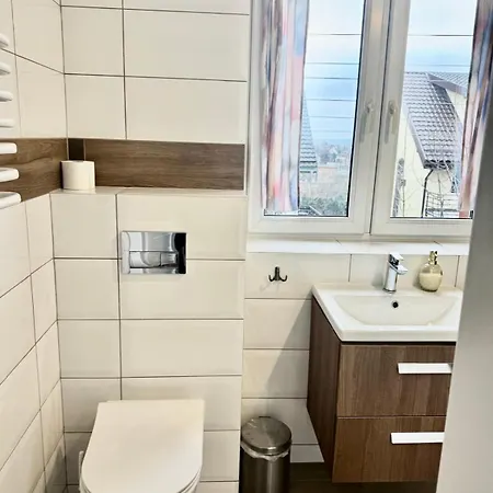 E&m Guest house
