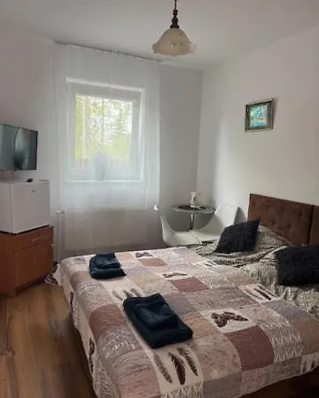 Guest house E&m *