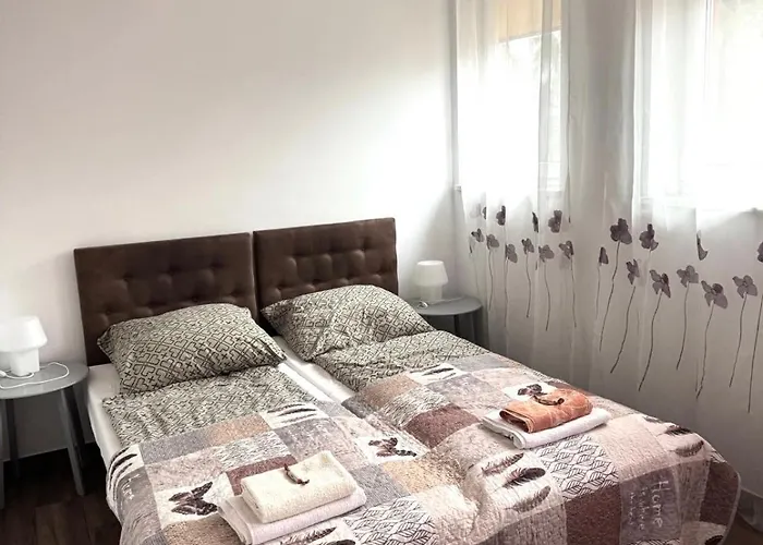 Goscinne E&m 3* Mikołajki