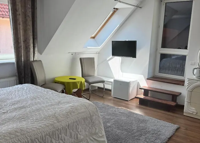 Goscinne E&m 3* Mikołajki